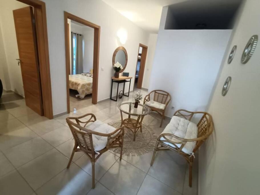 New, Modern, And Cozy 3 Bedroom Apartment. Санта-Мария Экстерьер фото